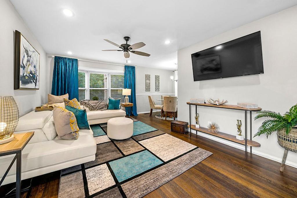 אטלנטה Goodkarma Rentals Refreshed Smyrna Home Near Battery Atl Half Mile To Interstate מראה חיצוני תמונה